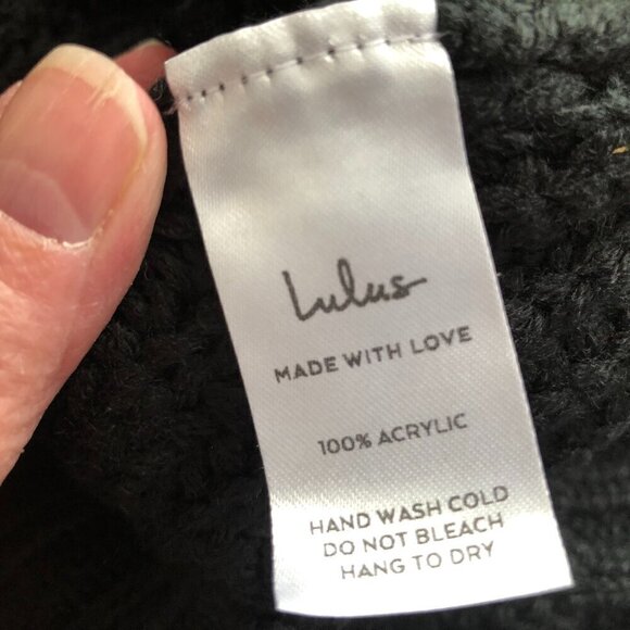 Lulus Chunky Split Arm Sweater - NWT's - Picture 5 of 5